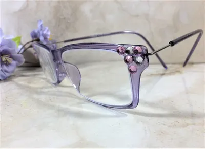 GENUINE PINK and CLEAR Crystals display the beauty of this reader. For gift, Mom, everyday readers. Free Personalized Ca